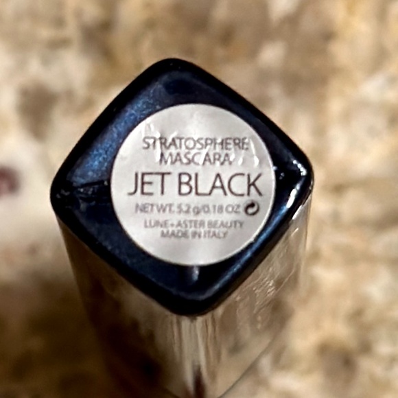 5 for $15 🦋 LUNE+ASTER | Stratosphere Volumizing Mascara - Picture 5 of 5